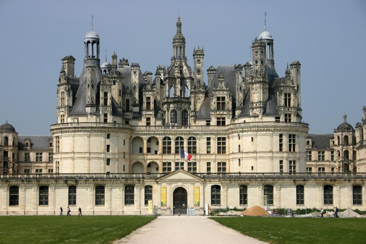 Nuits En Sologne Hotell Romorantin-Lanthenay Exteriör bild
